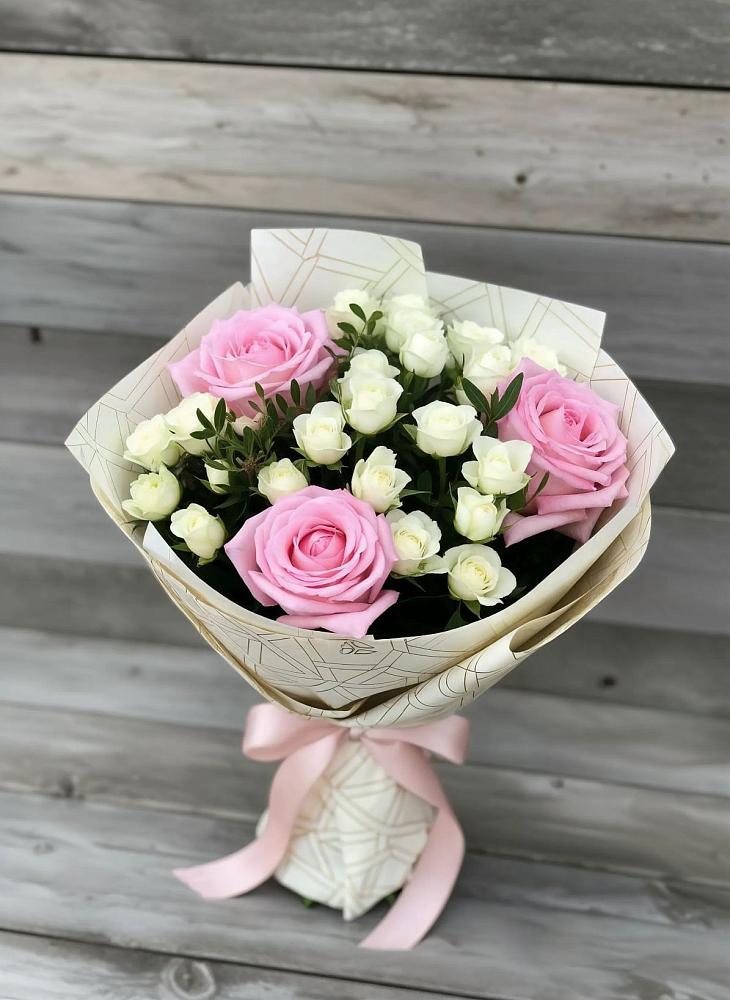 Букет цветов из: Розы в Алексеевской Волгоградской области