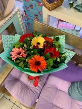 Букет цветов из:  Герберы, Хризантемы и Альстромерии #REPLACE_PRED# Алексеевской Волгоградской области