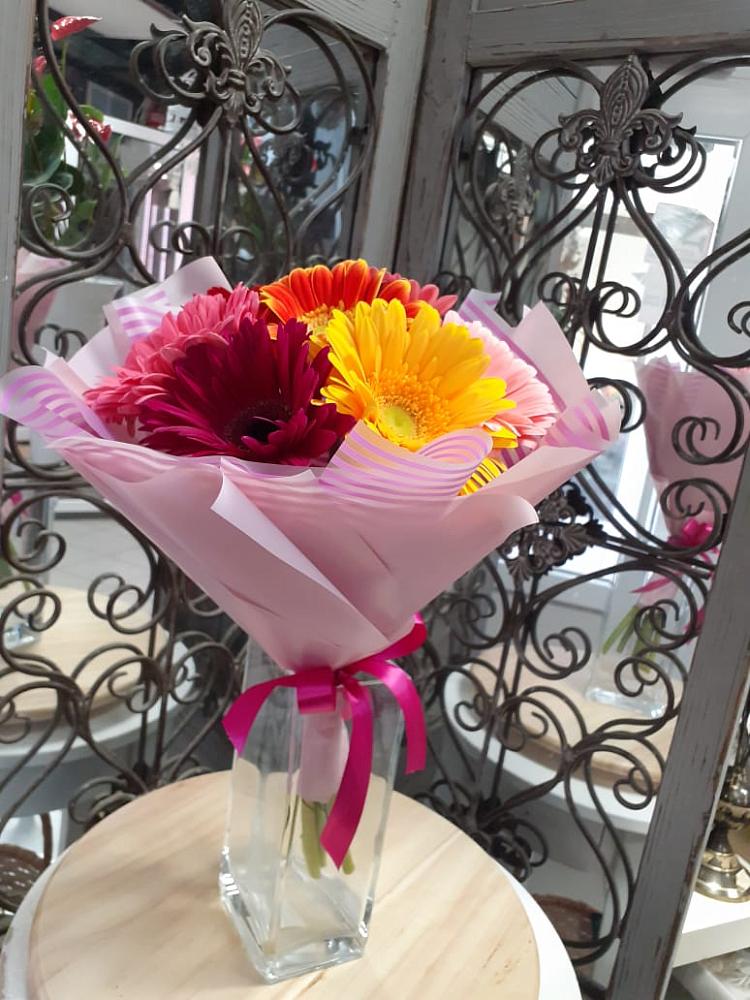 Букет радуга в Алексеевской Волгоградской области Букет цветов из: Герберы в Алексеевской Волгоградской области