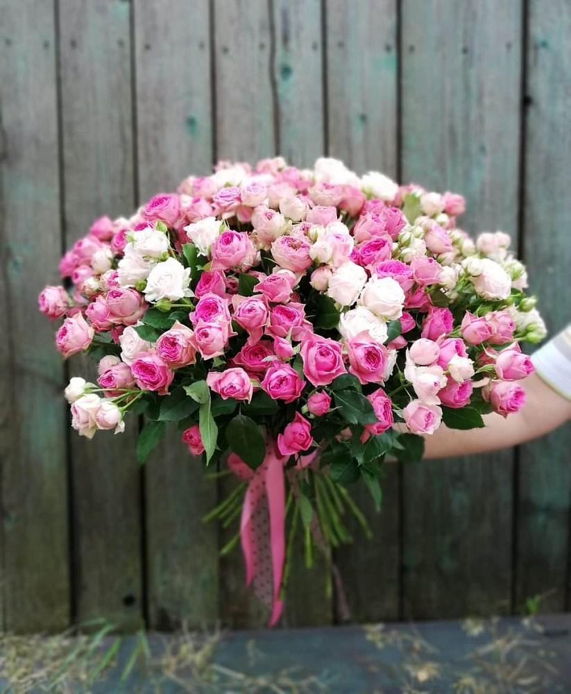 Розовые кустовые розы Натали и Лав Лидия в Алексеевской Волгоградской области Букет Розовые кустовые розы Натали и Лав Лидия в Алексеевской Волгоградской области